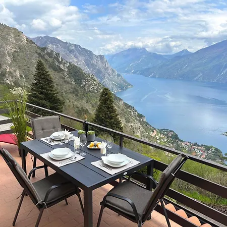 Casa Lili Le Balze View